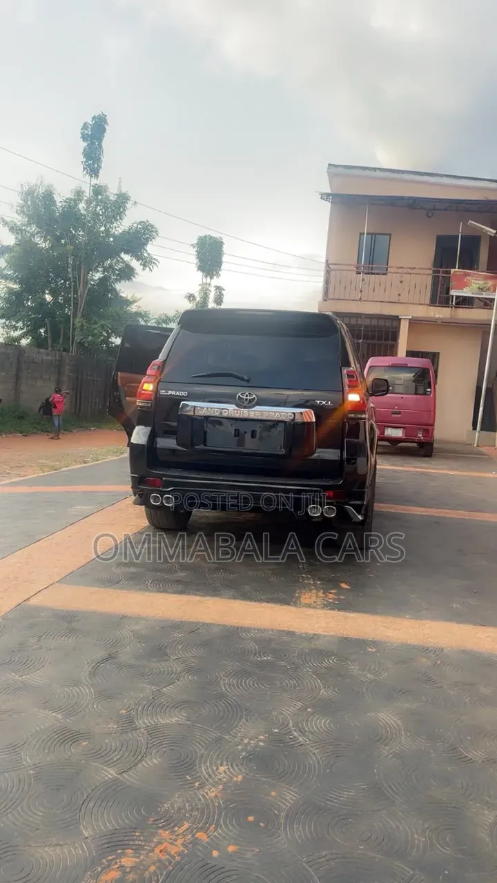 Toyota Land Cruiser Prado 2020 Black