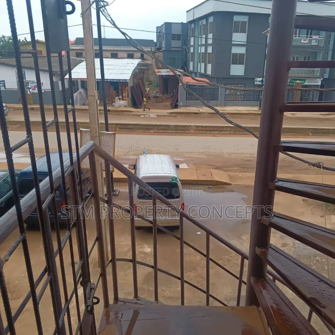 Two Rooms Office Space for Rent on Aabaranje Road