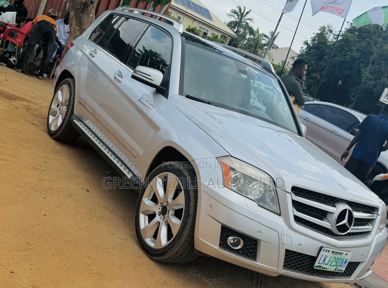 Mercedes-Benz GLK-Class 350 4MATIC 2010 Silver