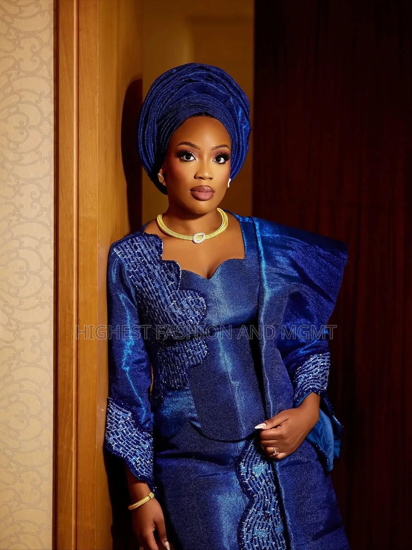 Luxury Electric Blue Scalloped Beaded Bridal Set