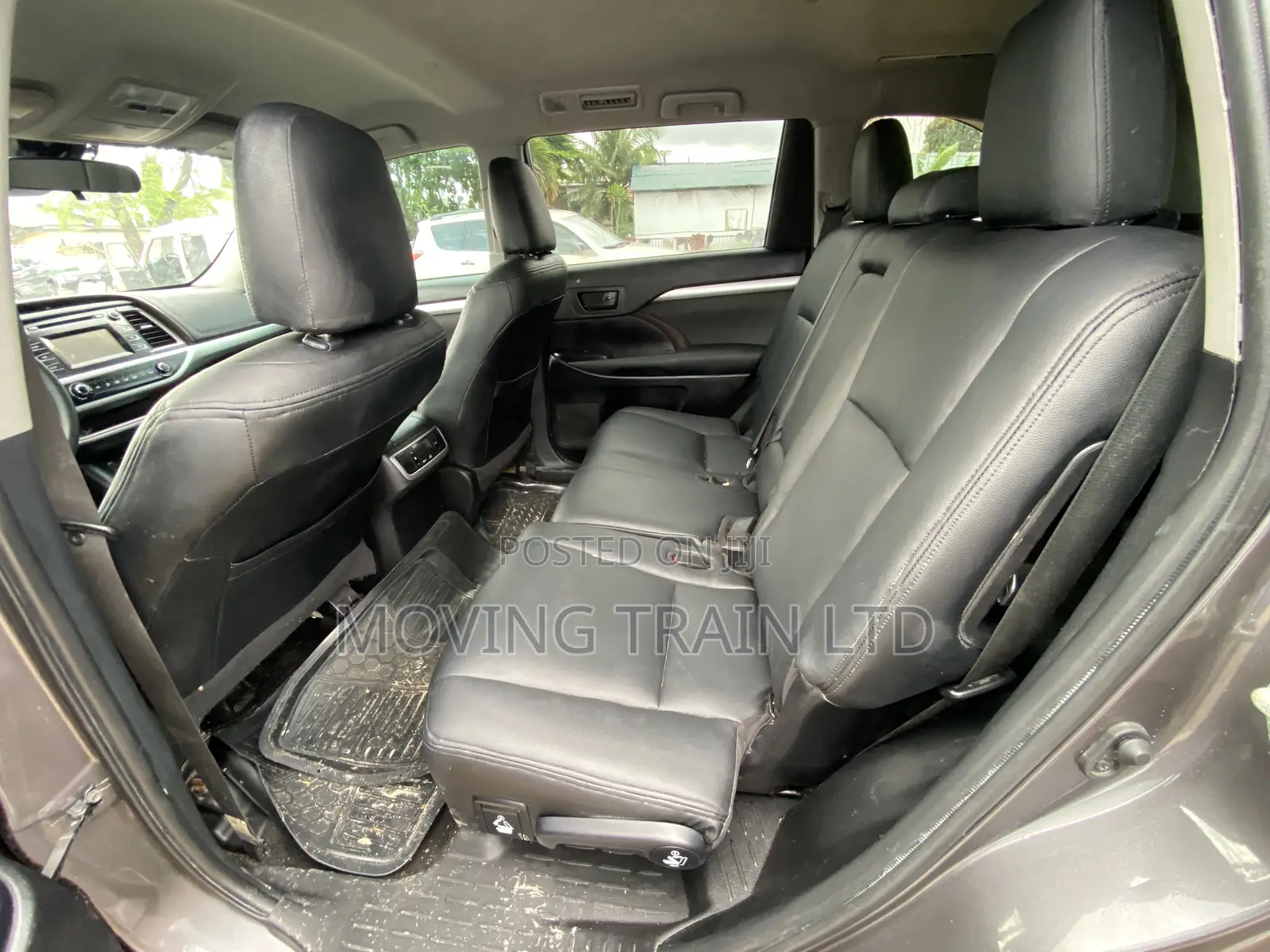 Toyota Highlander XLE 2019 Gray