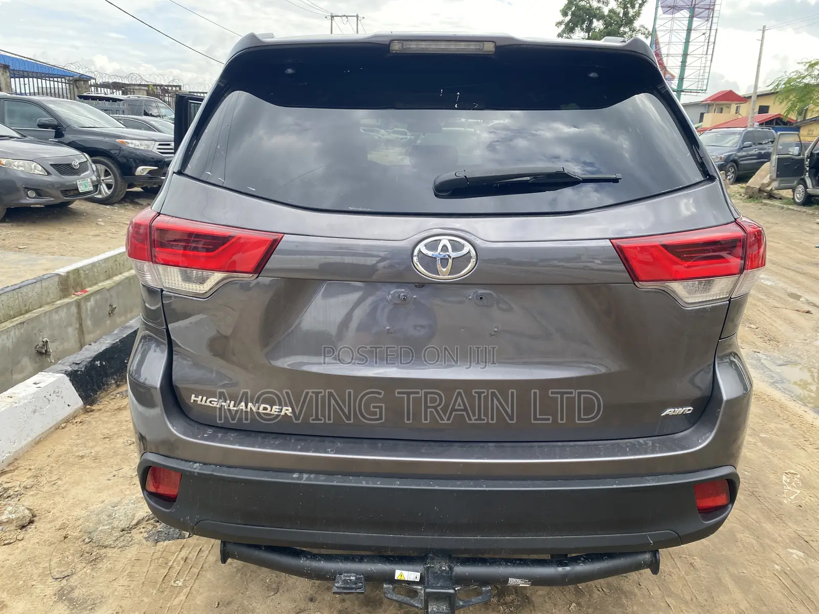 Toyota Highlander XLE 2019 Gray