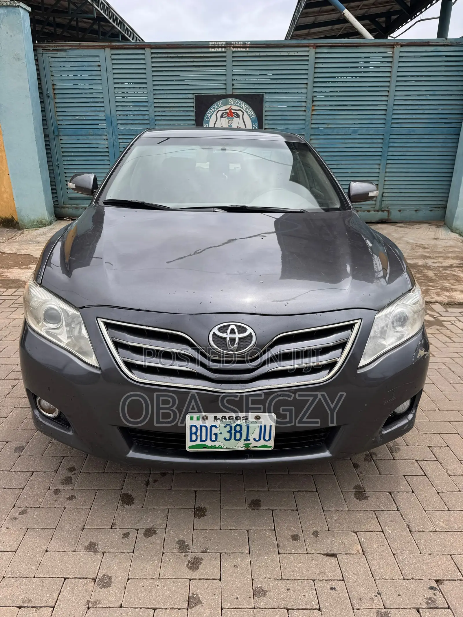 Toyota Camry 2010 Gray