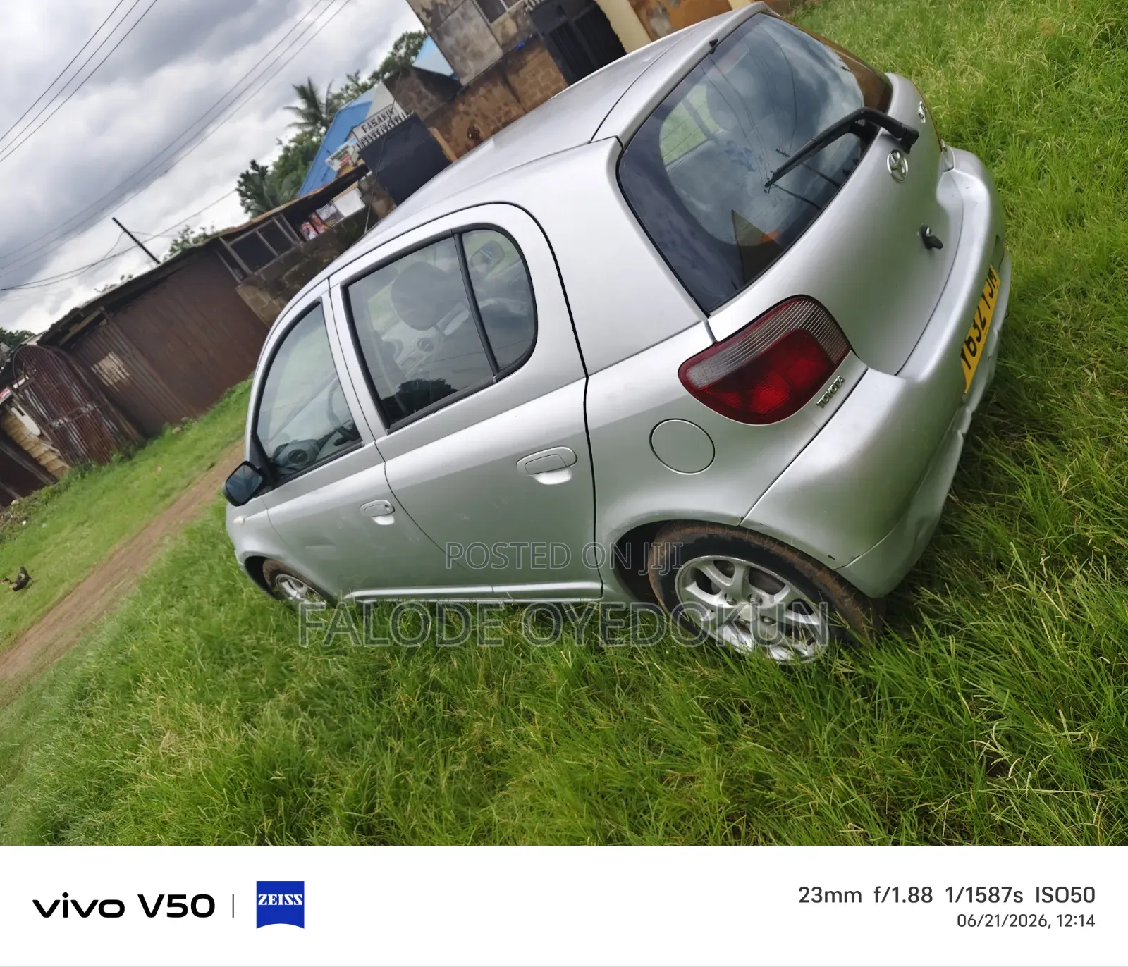 Toyota Yaris 2004 Silver