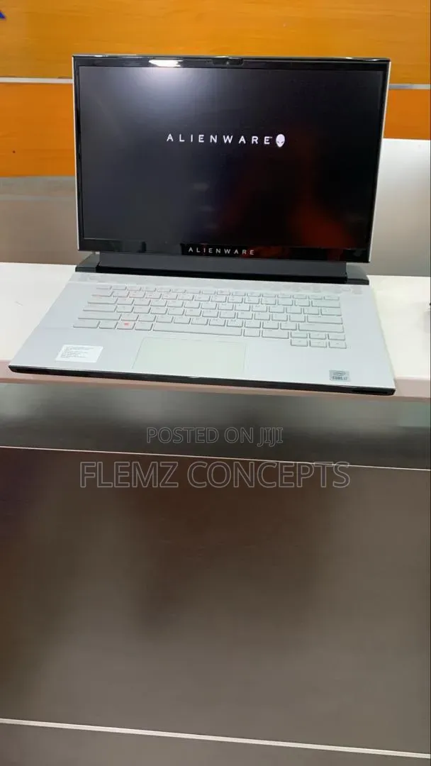 Laptop Dell Allenware M15 R5 32GB Intel Core i7 SSD 512GB