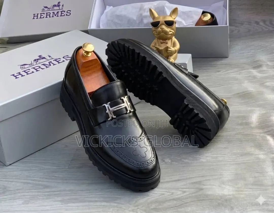 Hermès Black Luxury Loafers – Timeless Elegance