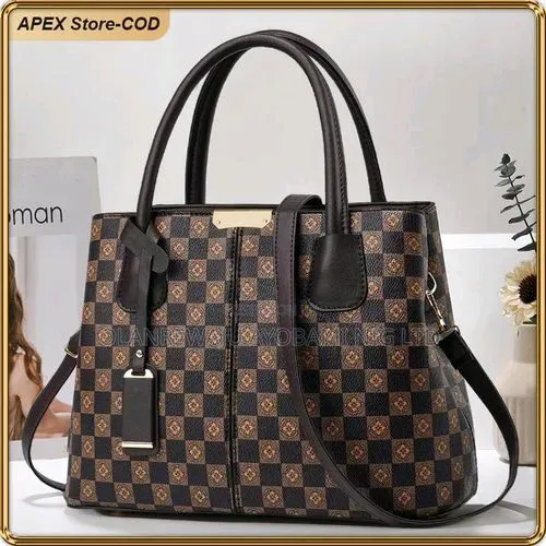 Ashion Chic Pu Leather Bag for Women Lightweight Durable Versatile