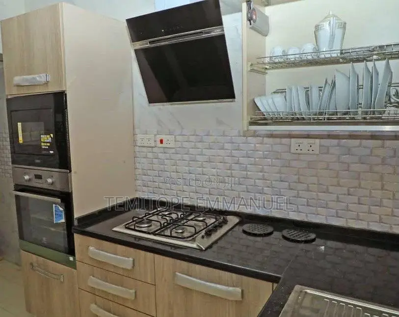 Furnished 3bdrm Apartment in Adeniyi Jones for sale