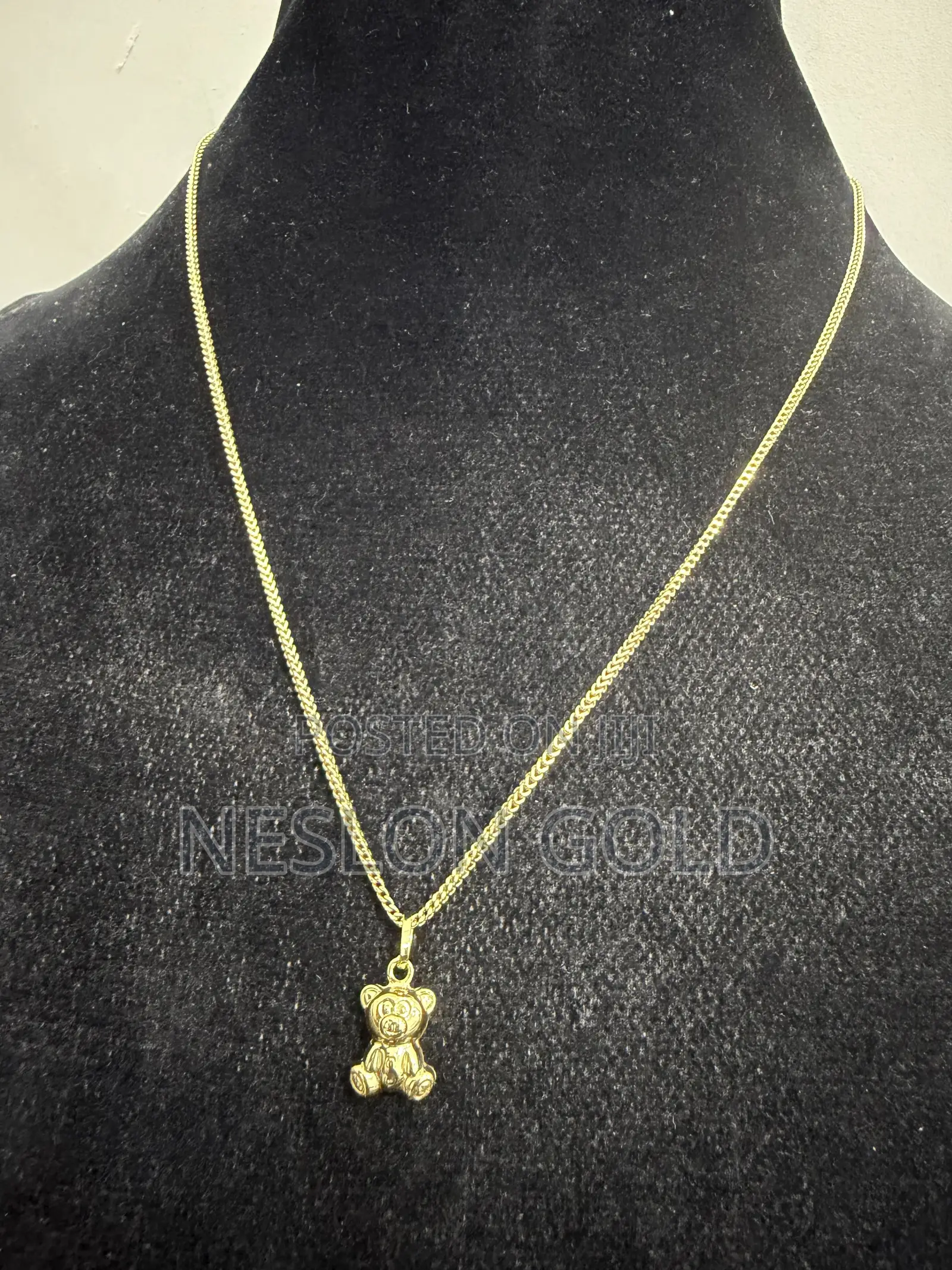 Pure Italy 750 Tested 18karat Gold With Teddy Pendant