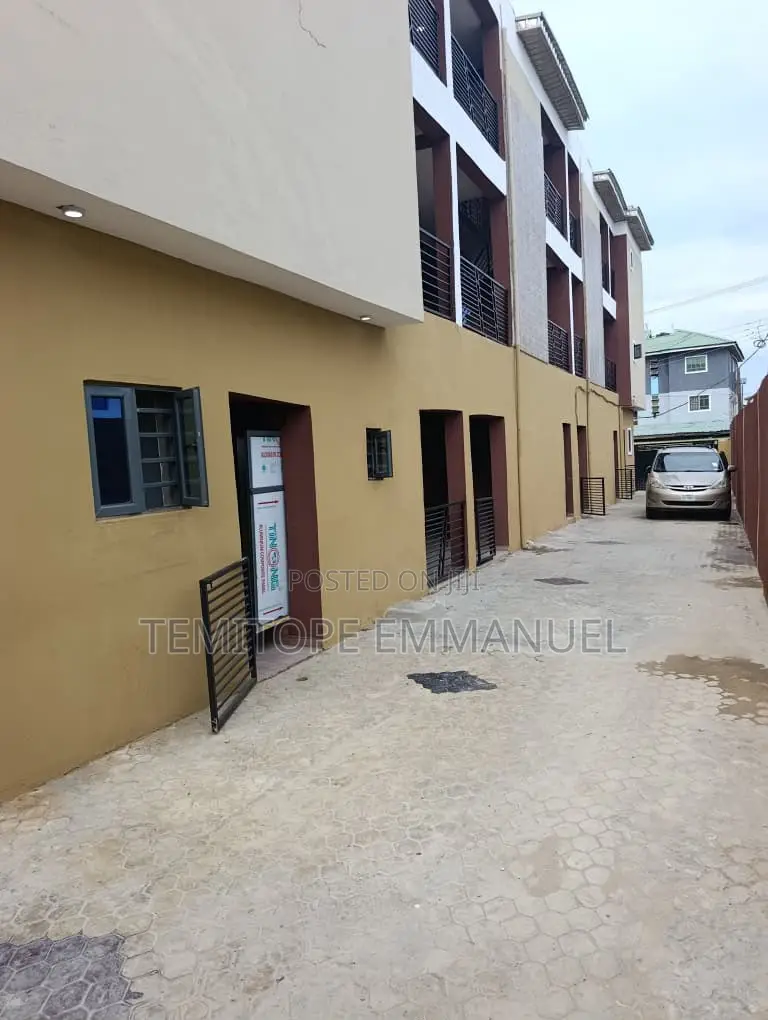 Mini Flat in Palmgroove for sale