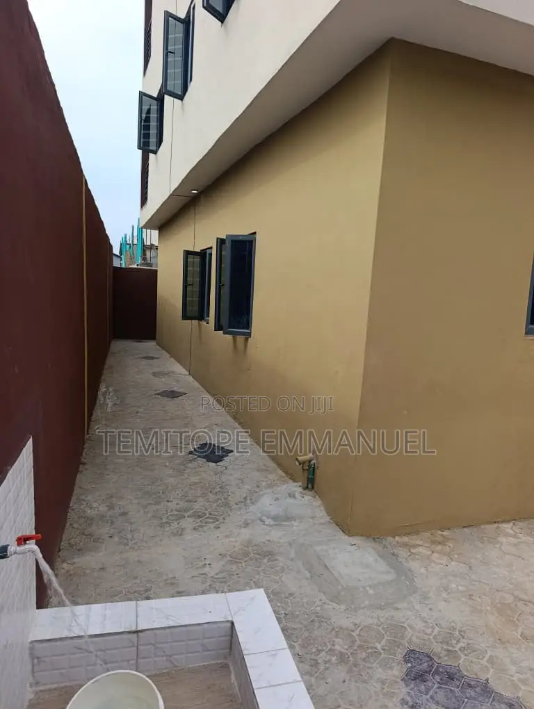 Mini Flat in Palmgroove for sale