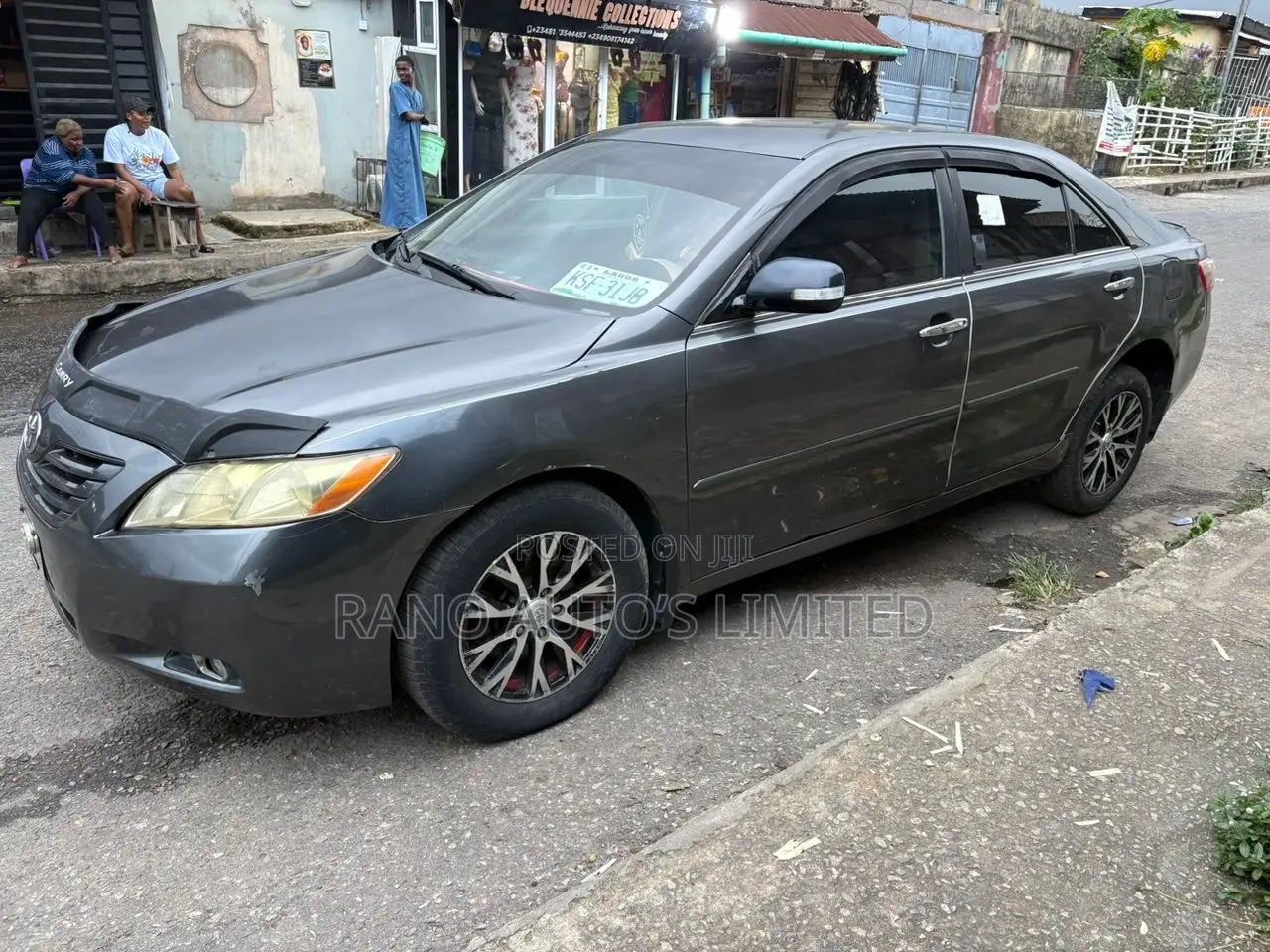 Toyota Camry 2008 Gray