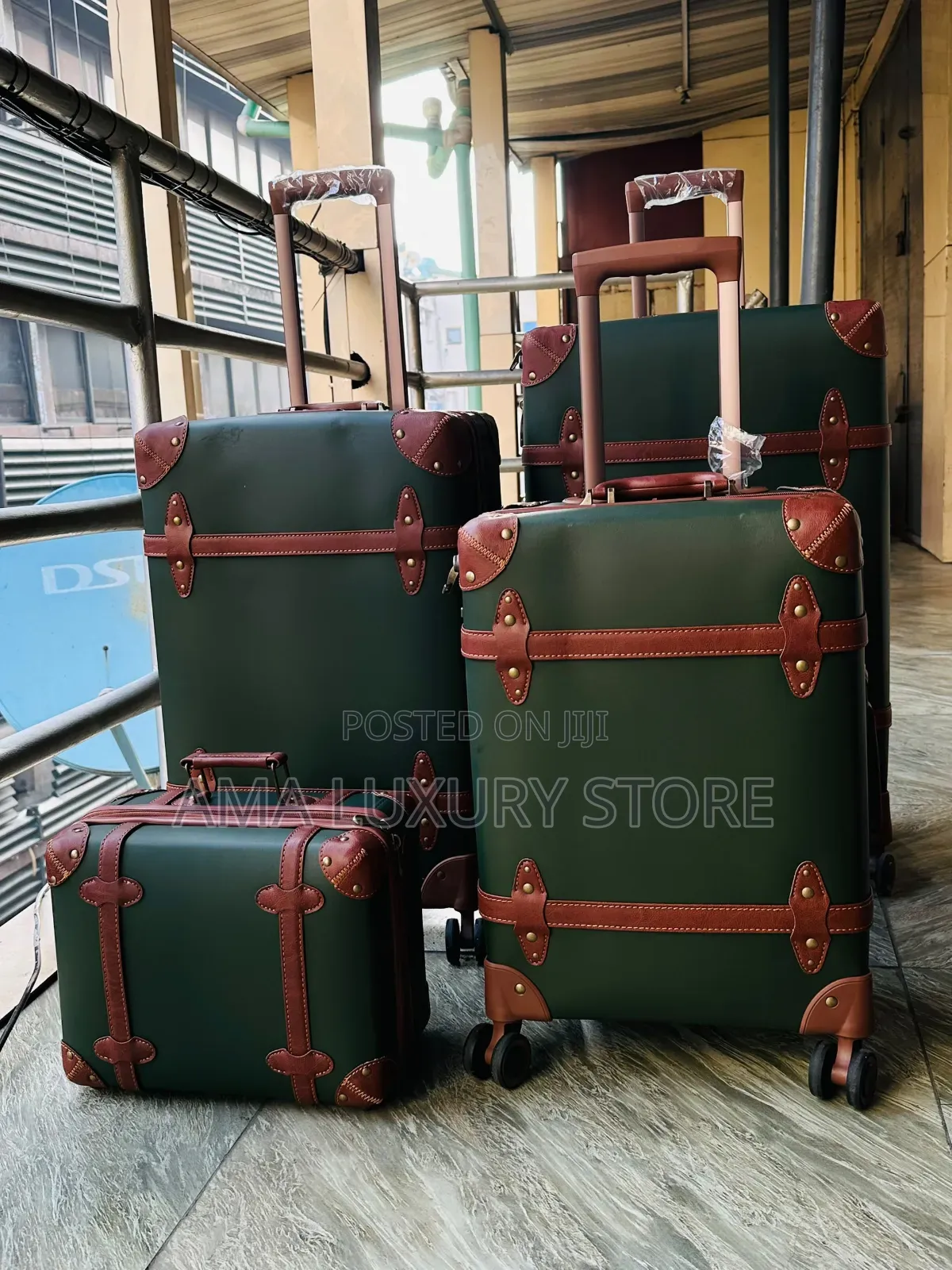 High Quality Luxury Travel Luggage 4in1 Bag–Spacious, Strong Durable