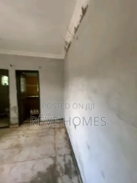 1bdrm Apartment in Shomolu / Shomolu for rent