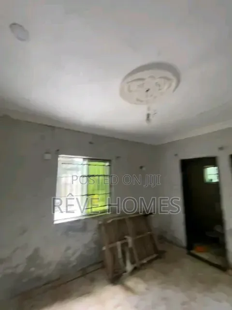 1bdrm Apartment in Shomolu / Shomolu for rent