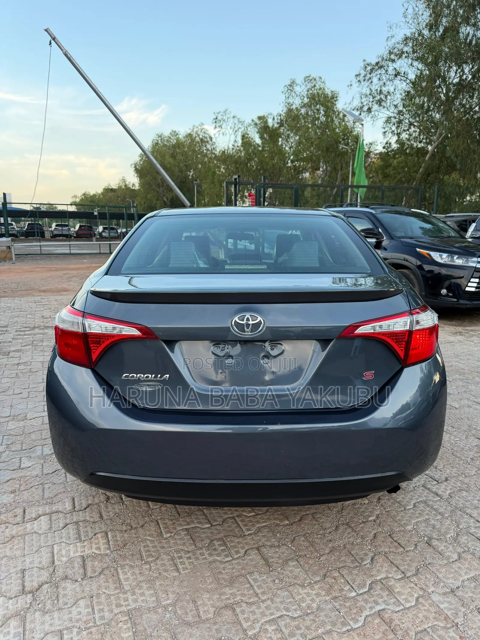 Toyota Corolla S 4dr Sedan (1.8L 4cyl CVT) 2014 Gray