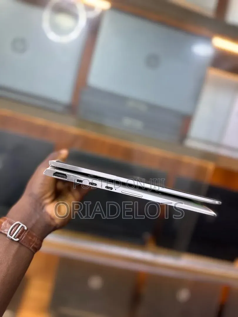 Laptop HP EliteBook x360 1030 G4 16GB Intel Core i5 SSD 256GB