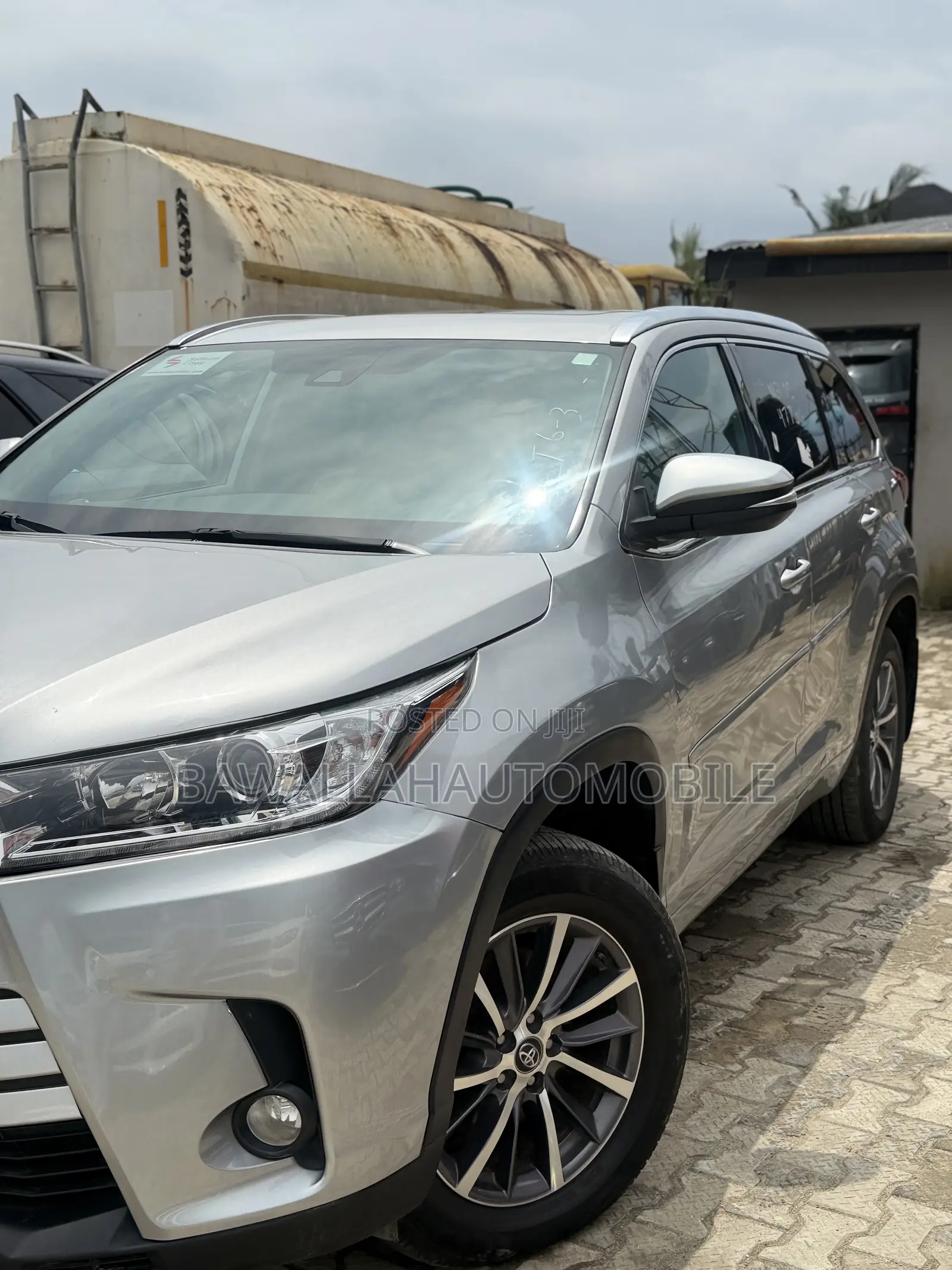 Toyota Highlander 2018 Silver