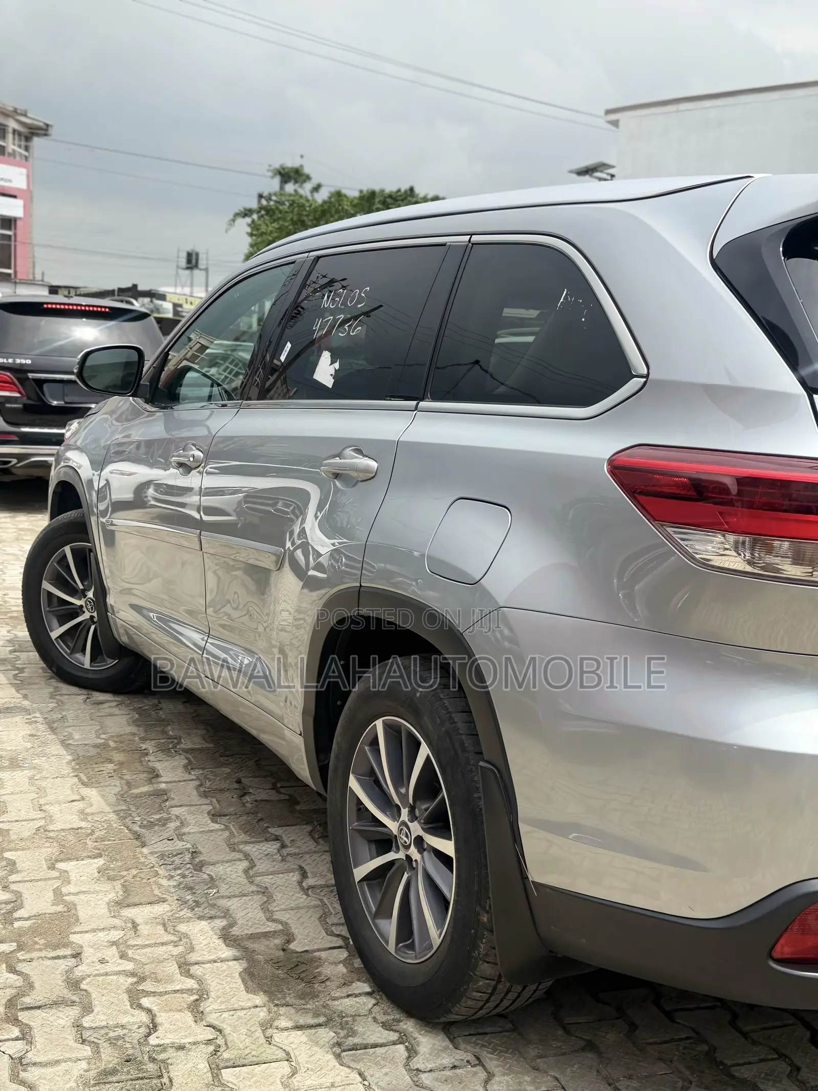Toyota Highlander 2018 Silver