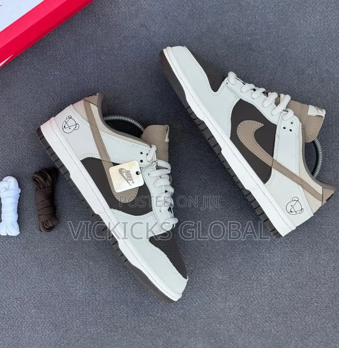 Nike Dunk Low Premium – White, Brown Mocha Sneakers