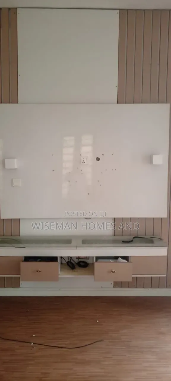 2bdrm Apartment in Ikota Lekki Gra for rent