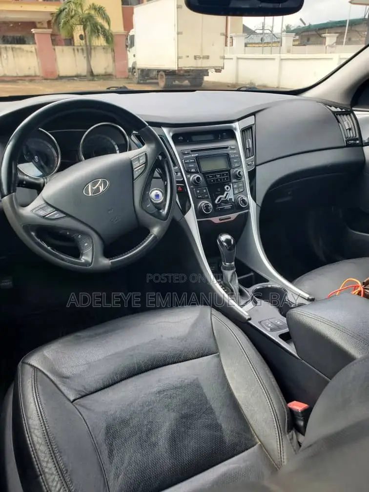 Hyundai Sonata 2013 Gray