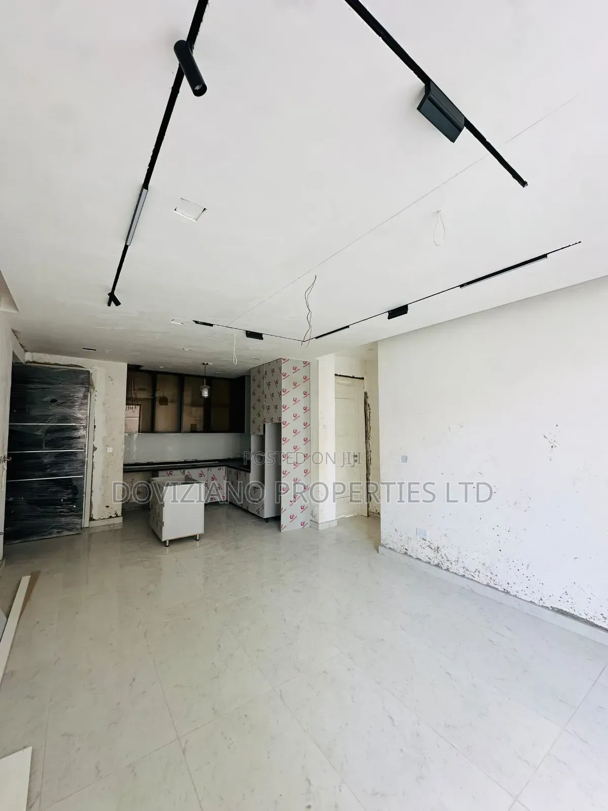 2bdrm Apartment in Lekki Phase 1 for sale