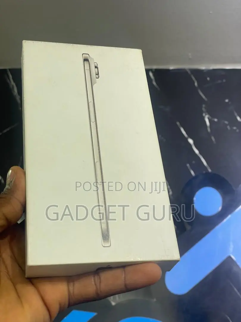 New Apple iPhone Air 256 GB Gold