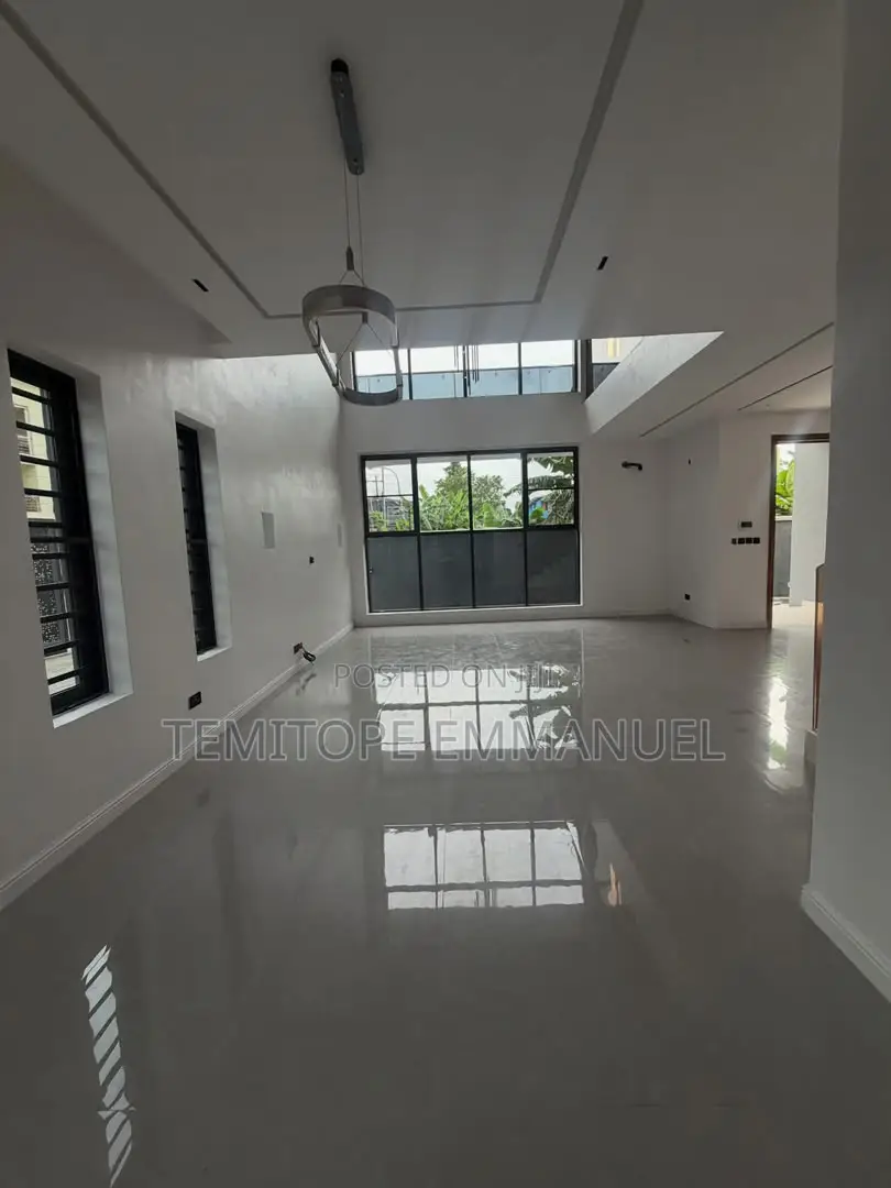 Furnished 4bdrm Duplex in Maryland for sale
