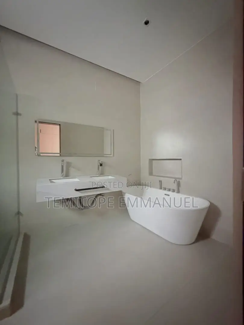 Furnished 4bdrm Duplex in Maryland for sale