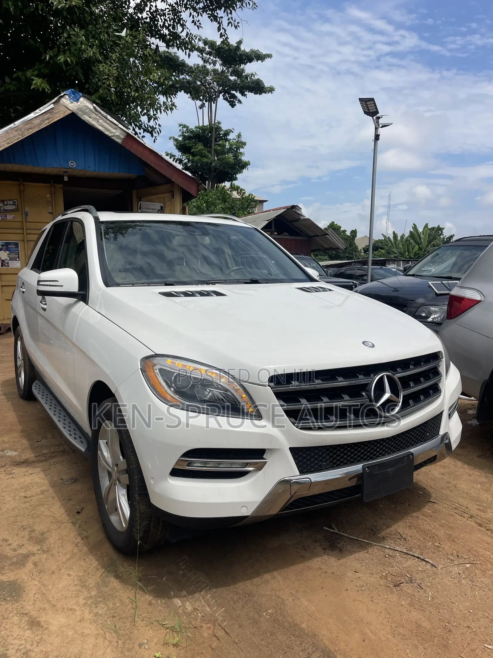 Mercedes-Benz M Class ML350 4MATIC 4dr SUV AWD (3.5L 6cyl 7A) 2015 White