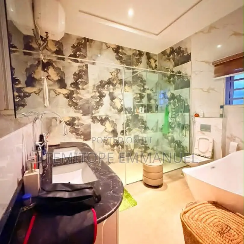 Furnished 6bdrm Duplex in GRA Phase 2 Shangisha for sale