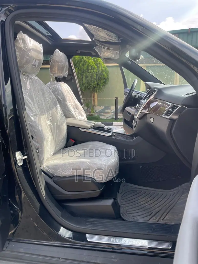 Mercedes-Benz M Class ML350 4MATIC 4dr SUV AWD (3.5L 6cyl 7A) 2014 Black