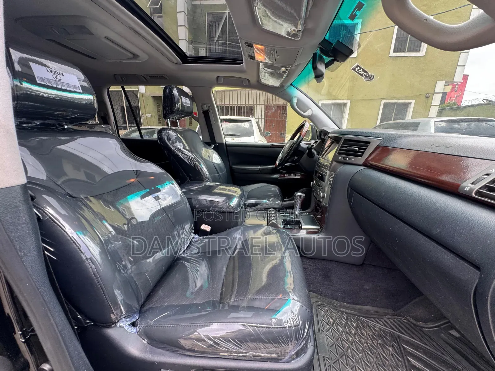 Lexus LX 570 2010 Black