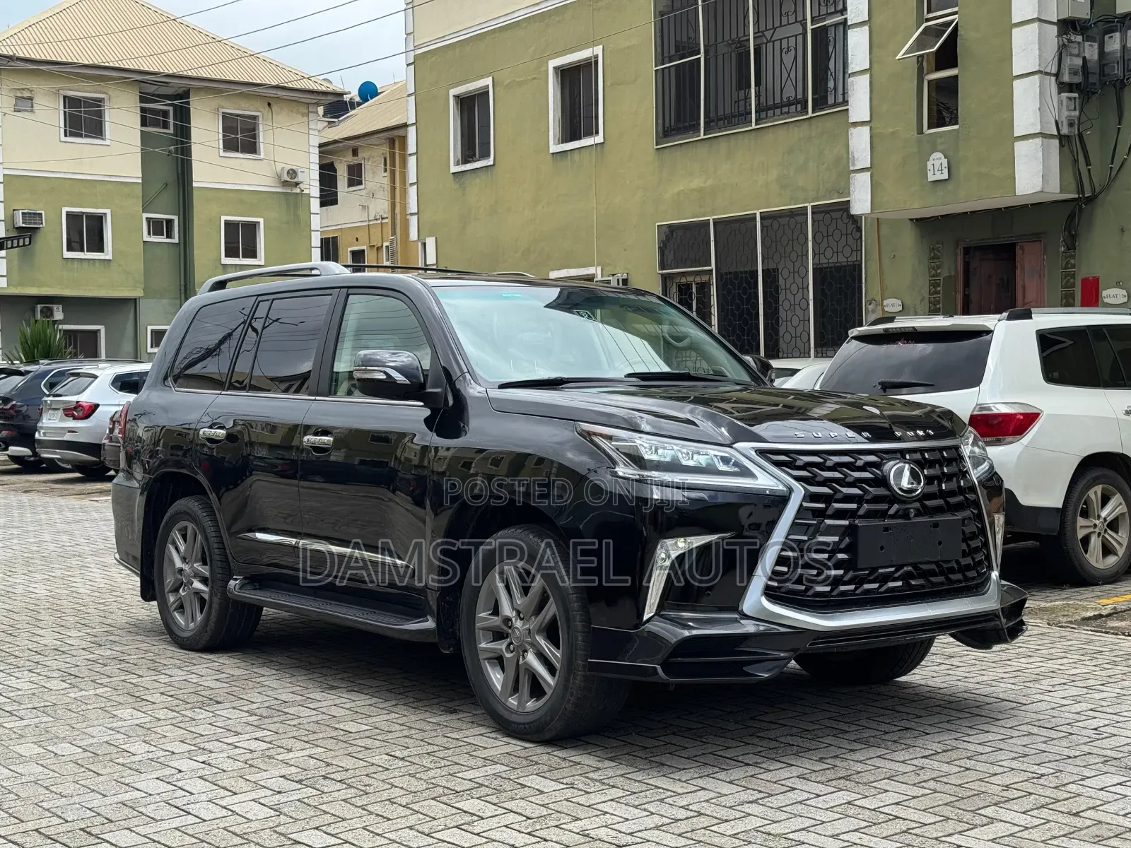 Lexus LX 570 2010 Black