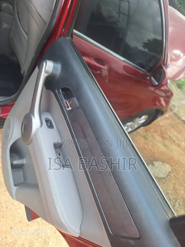 Honda CR-V 2008 Red