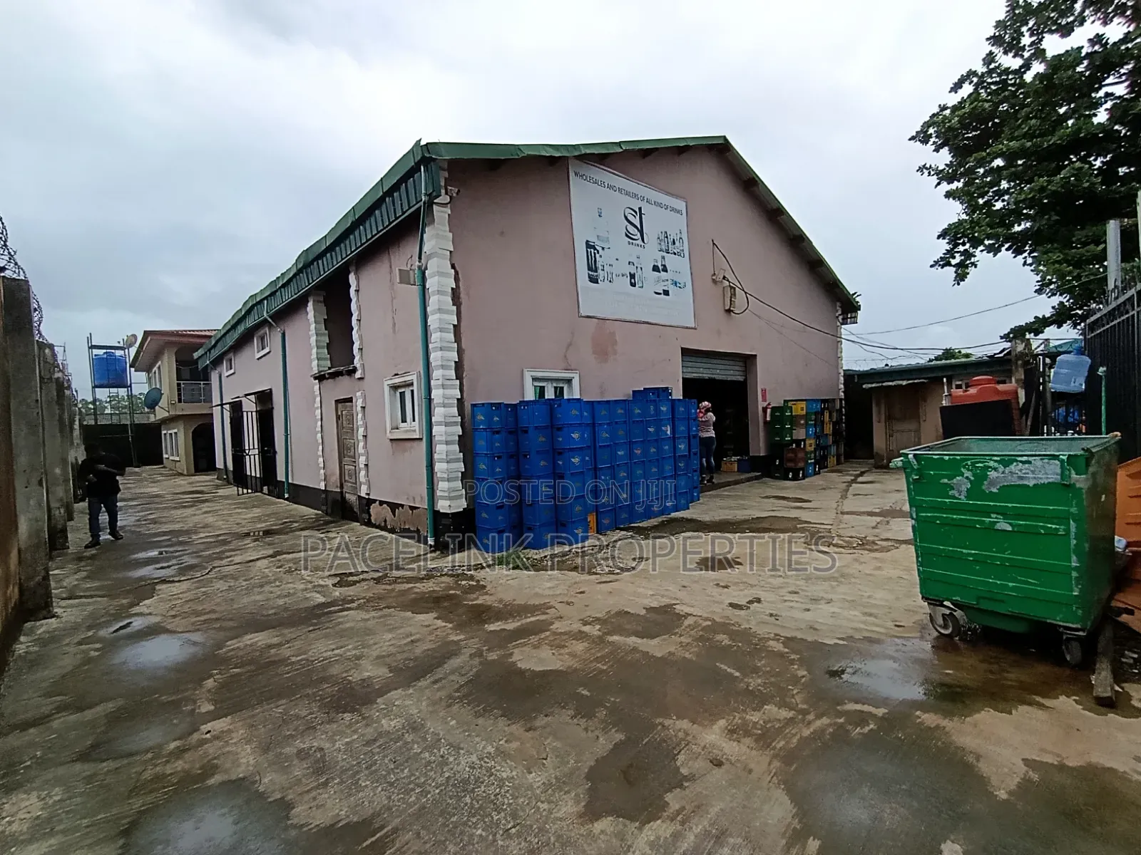 4bdrm Block of Flats in Ipaja / Ipaja for sale
