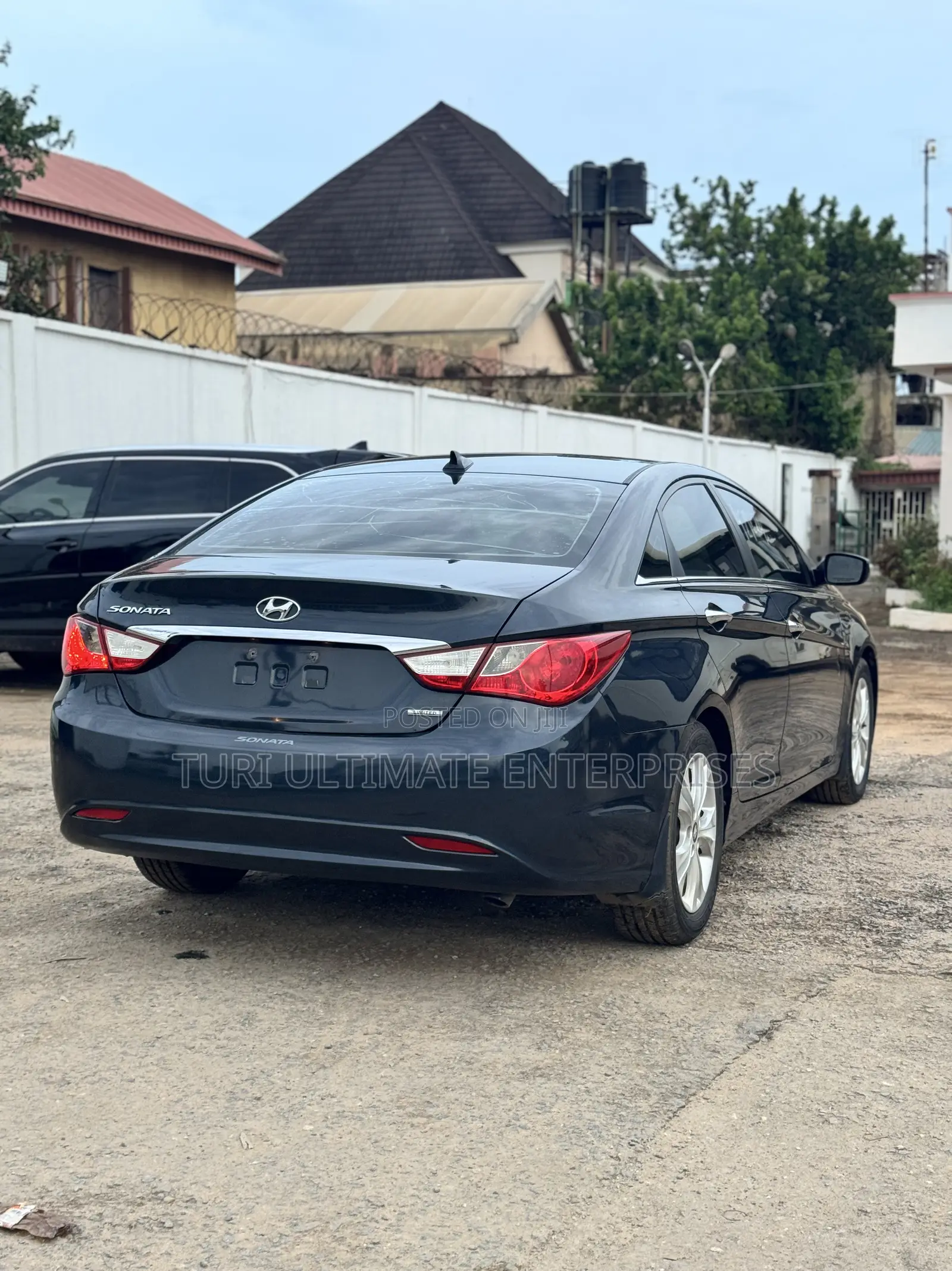 Hyundai Sonata Limited Sedan FWD (2.4L 4cyl 6A) 2013 Gray