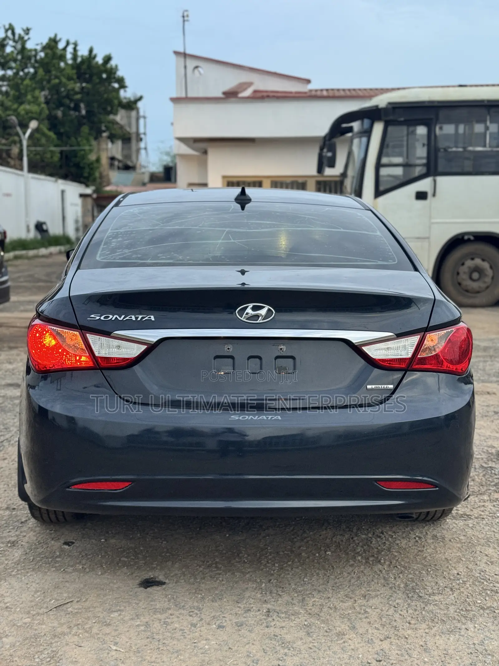 Hyundai Sonata Limited Sedan FWD (2.4L 4cyl 6A) 2013 Gray