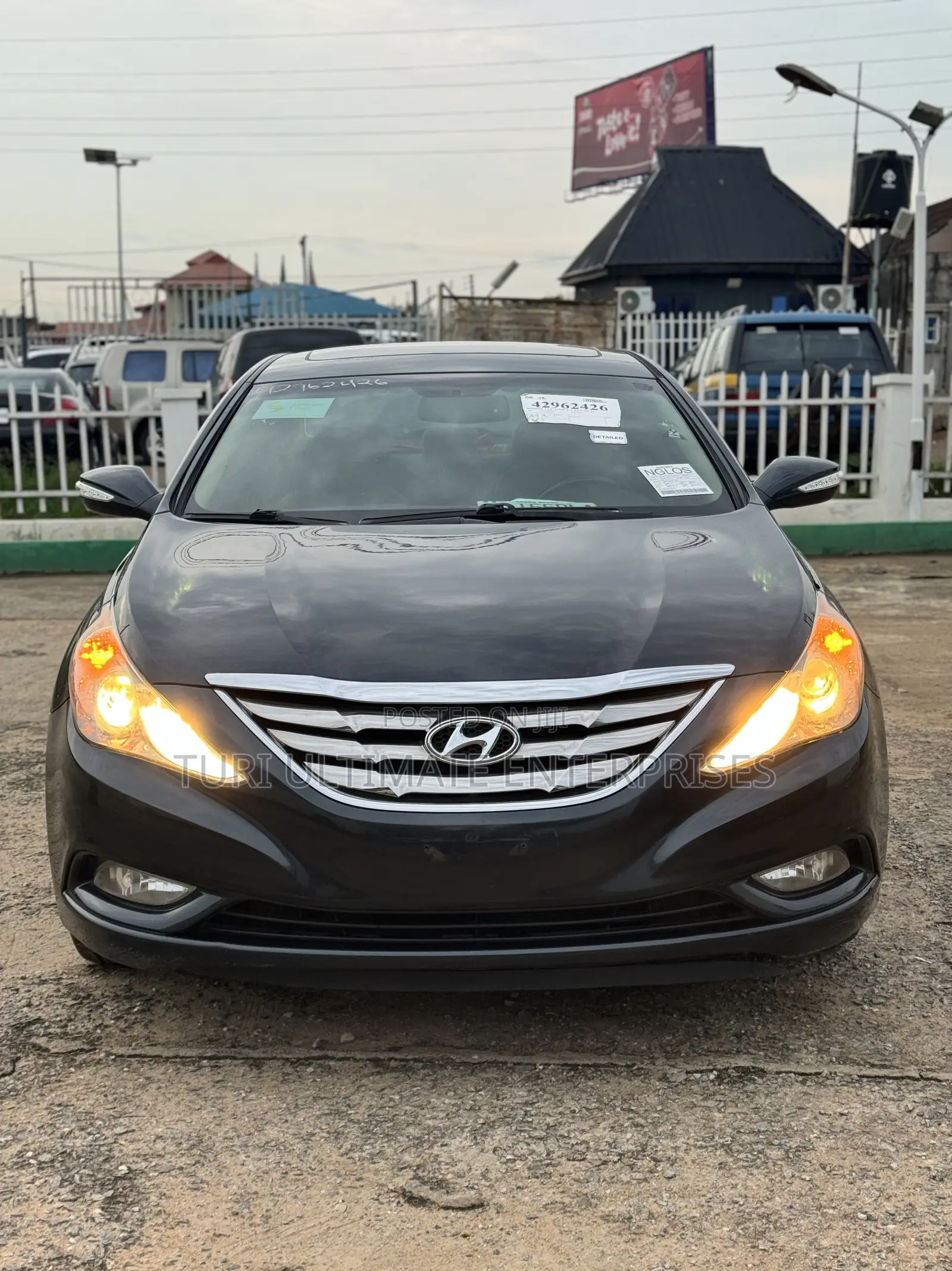 Hyundai Sonata Limited Sedan FWD (2.4L 4cyl 6A) 2013 Gray