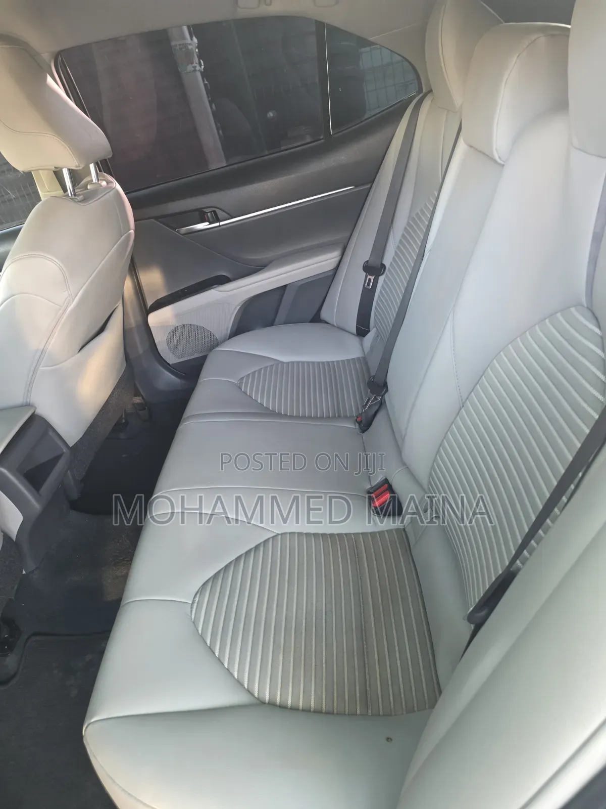 Toyota Camry 2018 White