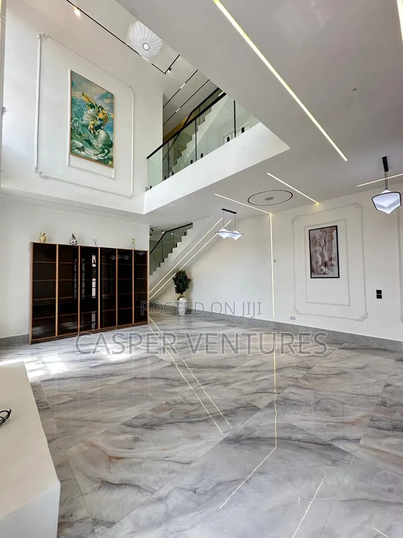 5bdrm Duplex in Freedom, Lekki Phase 1 for sale