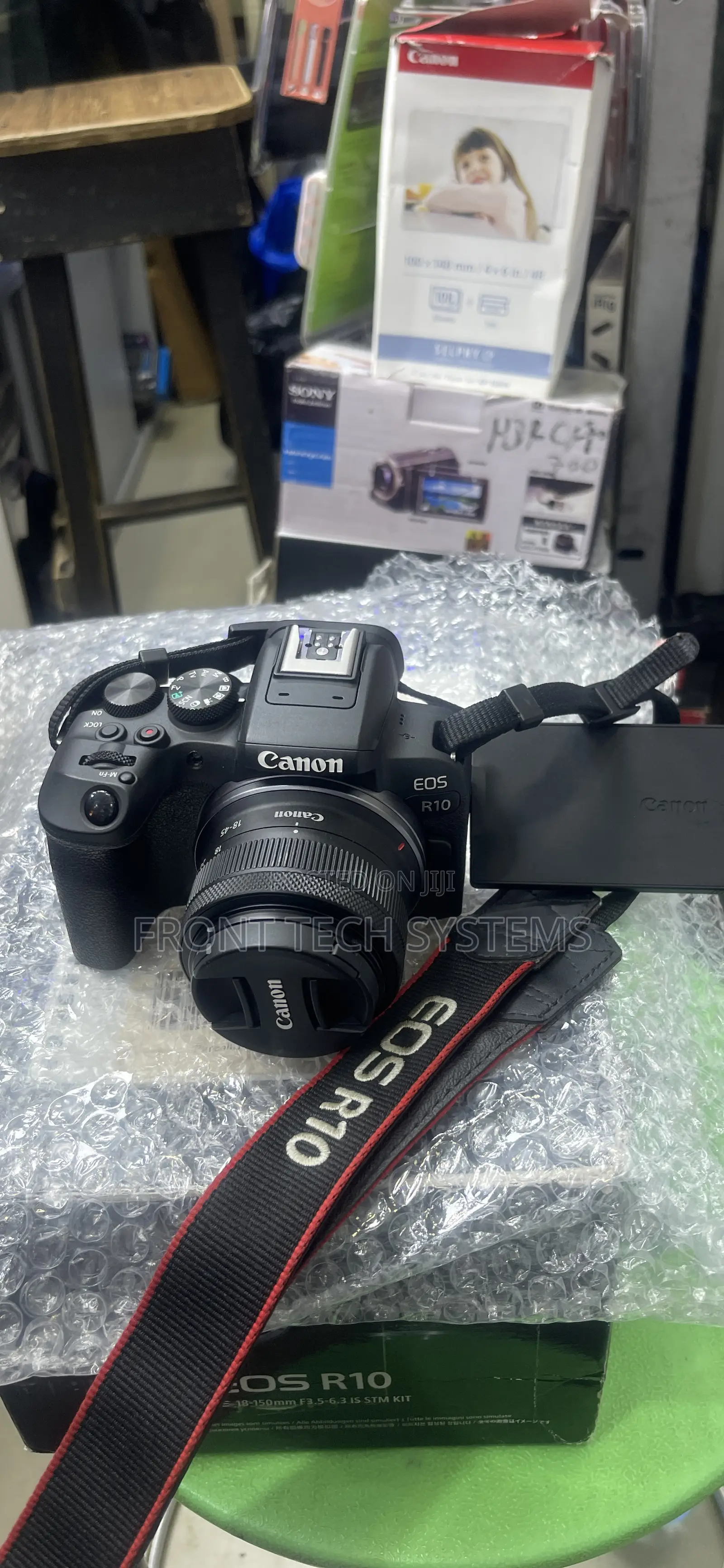 Canon Eos R10 Mirrorless Video Camera