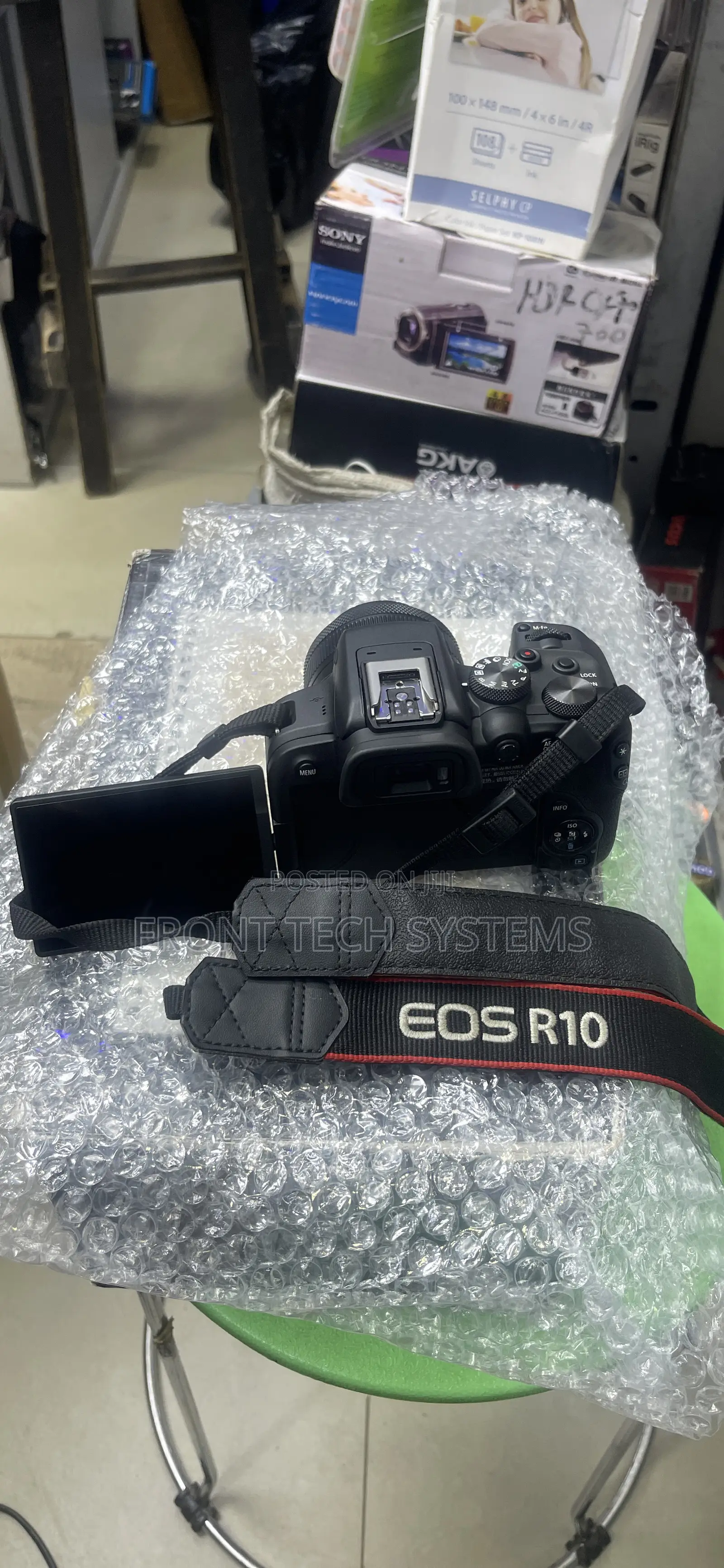 Canon Eos R10 Mirrorless Video Camera