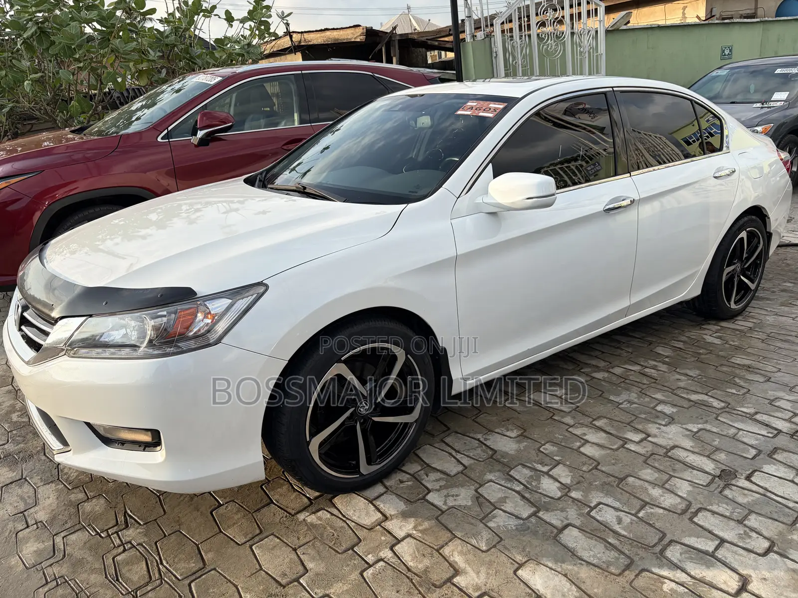 Honda Accord Touring V-6 4dr Sedan (3.5L 6cyl 6A) 2014 White