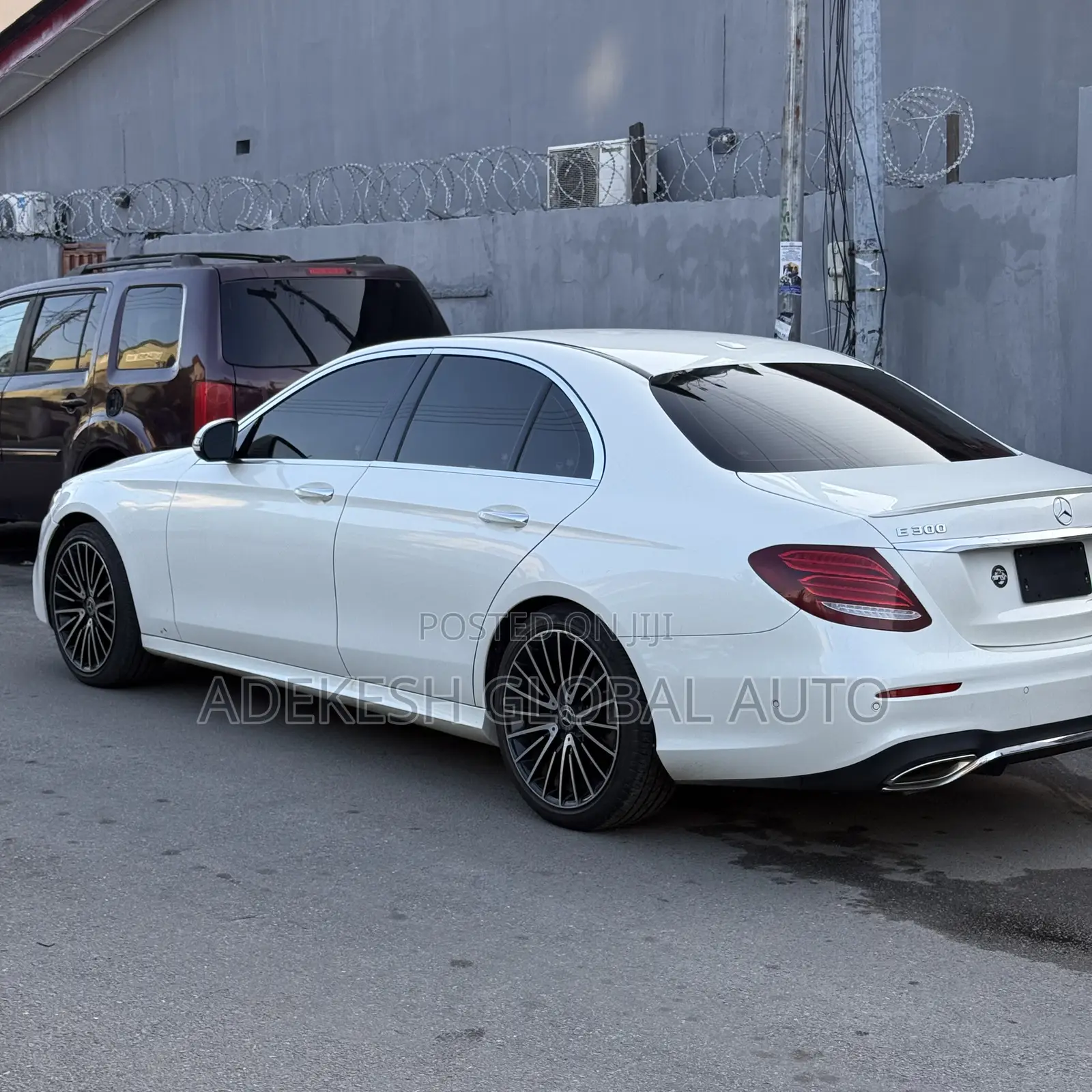Mercedes-Benz E300 4Matic AWD Sedan (2.0L 4cyl 9A) 2017 White