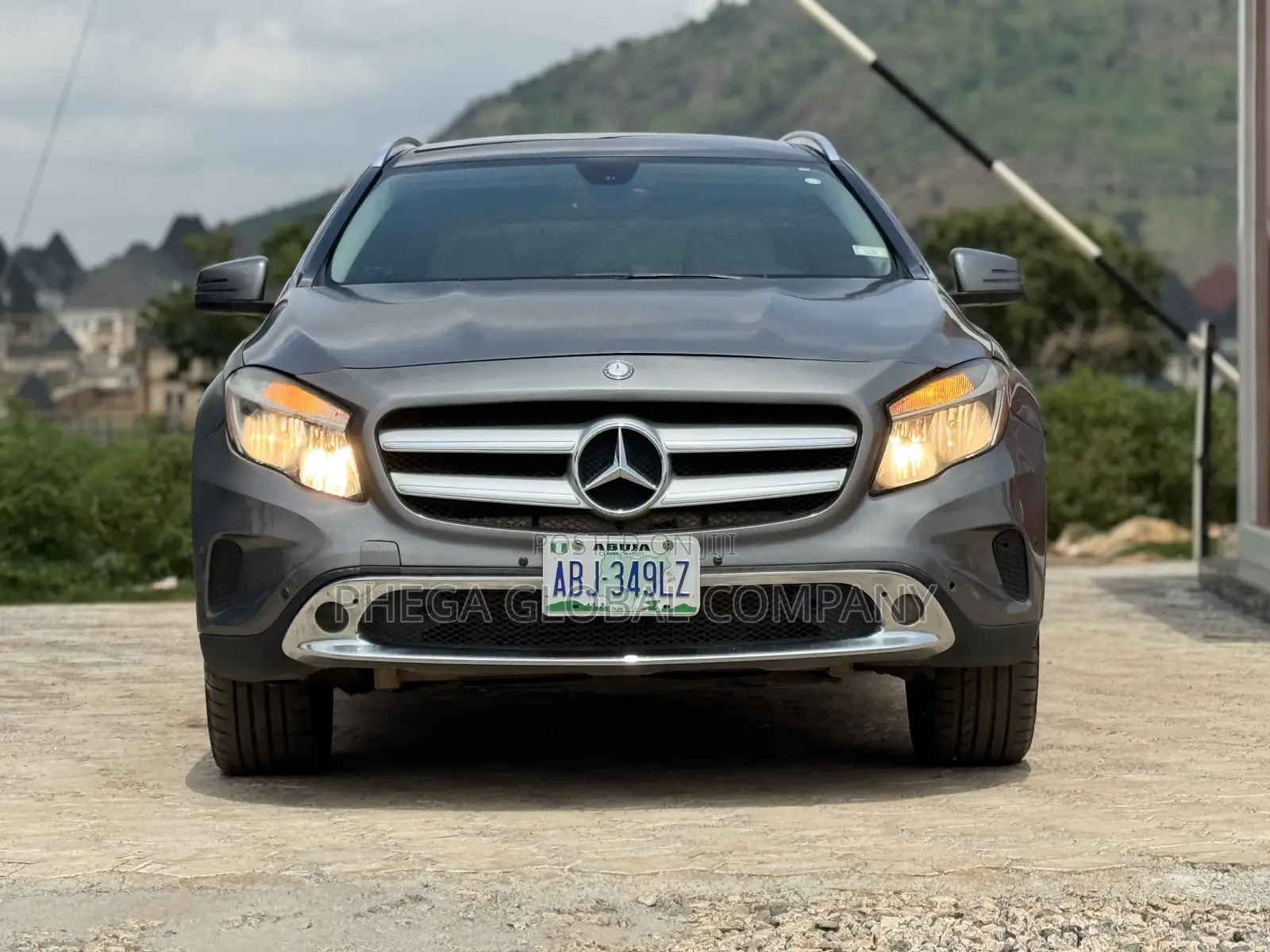Mercedes-Benz GLA-Class GLA250 4dr SUV (2.0L 4cyl Turbo 7AM) 2015 Gray