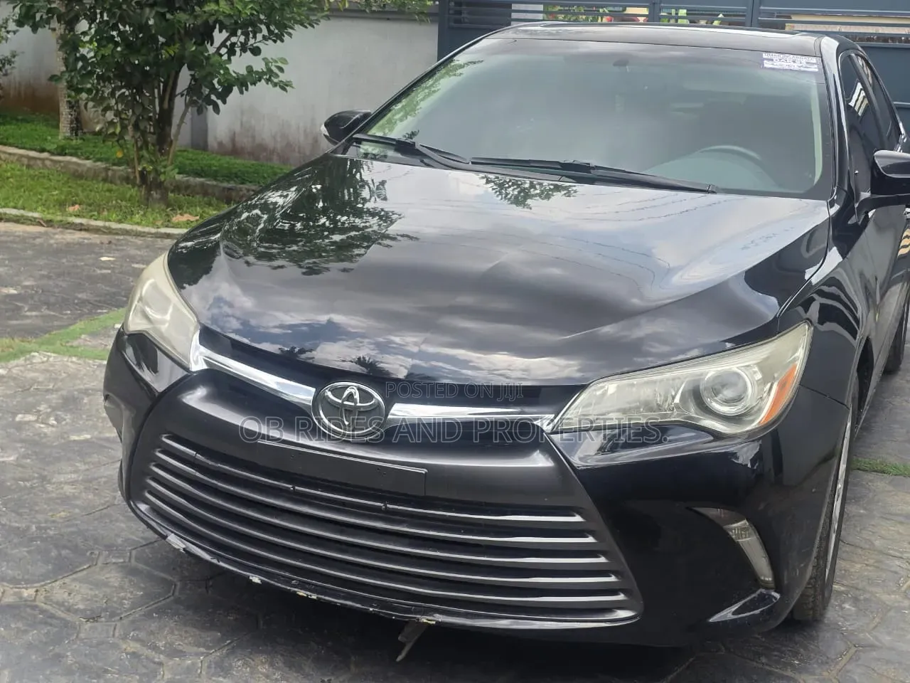 Toyota Camry 2016 Black
