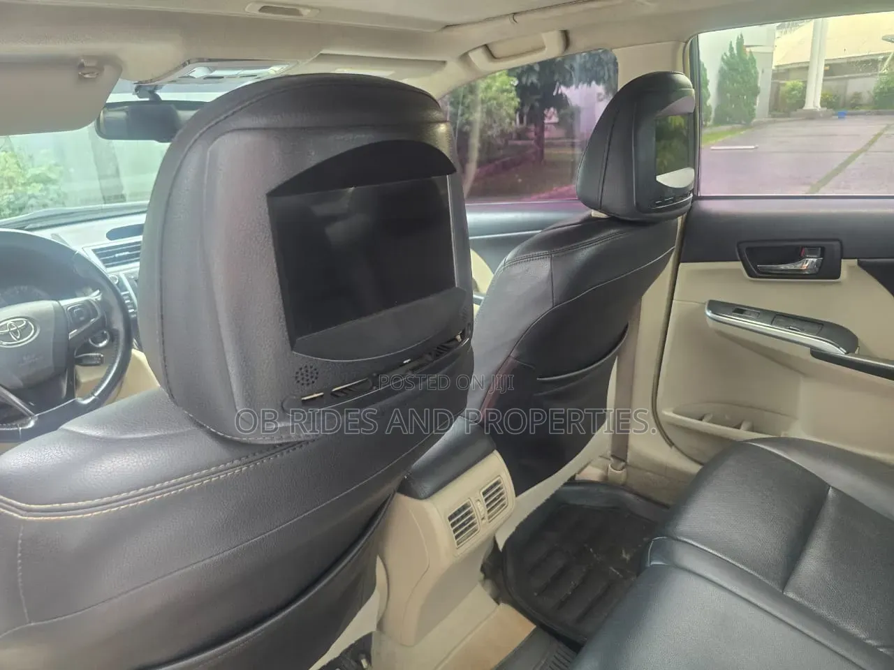 Toyota Camry 2016 Black