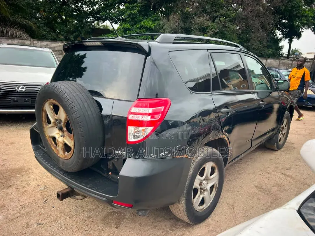Toyota RAV4 2012 Black